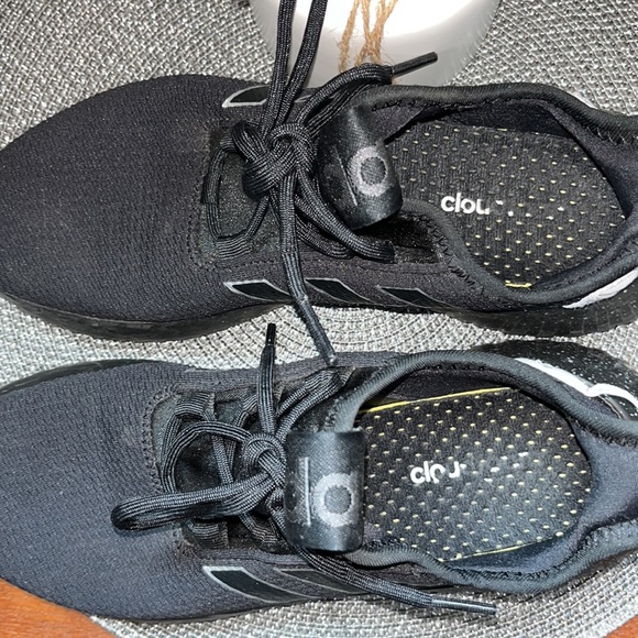 ☁️ Adidas Cloud Foams ☁️ - Picture 2 of 4